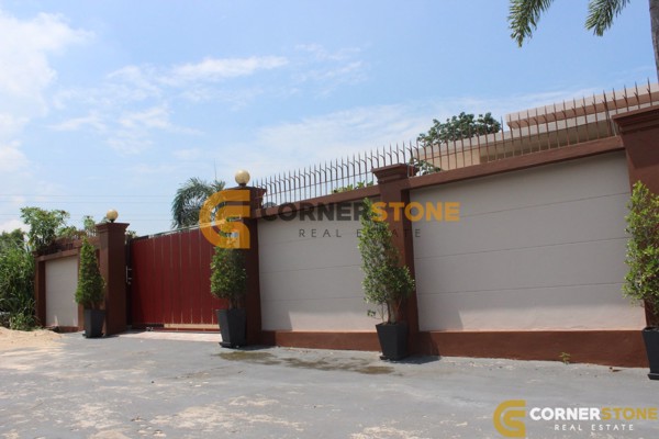 Picture of 4 bedroom House in  Bang Saray
