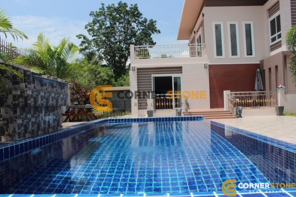 Picture of 4 bedroom House in  Bang Saray