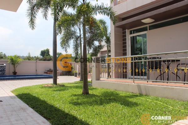 Picture of 4 bedroom House in  Bang Saray