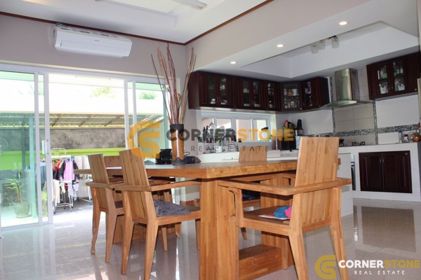 Picture of 4 bedroom House in  Bang Saray