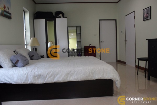 Picture of 4 bedroom House in  Bang Saray