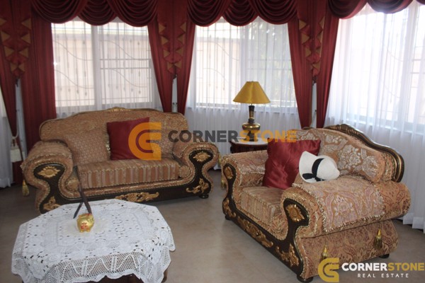 Picture of 4 bedroom House in Lakeside Court 1 Mabprachan Lake Properties for Sale & Rent in East Pattaya