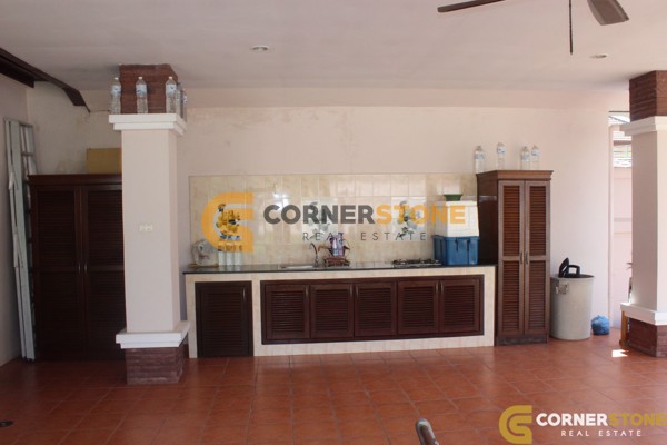 Picture of 4 bedroom House in Lakeside Court 1 Mabprachan Lake Properties for Sale & Rent in East Pattaya