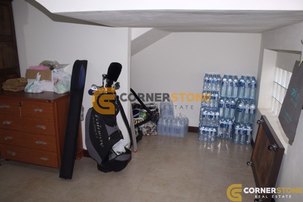 Picture of 4 bedroom House in Lakeside Court 1 Mabprachan Lake Properties for Sale & Rent in East Pattaya