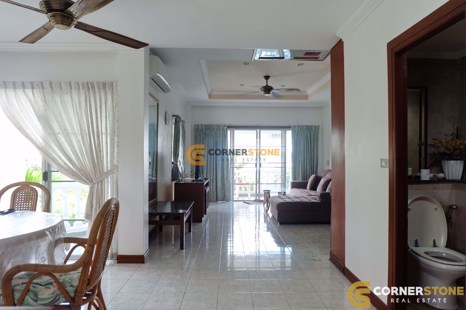 2 bedroom Condo in Baan Suan Lalana Jomtien