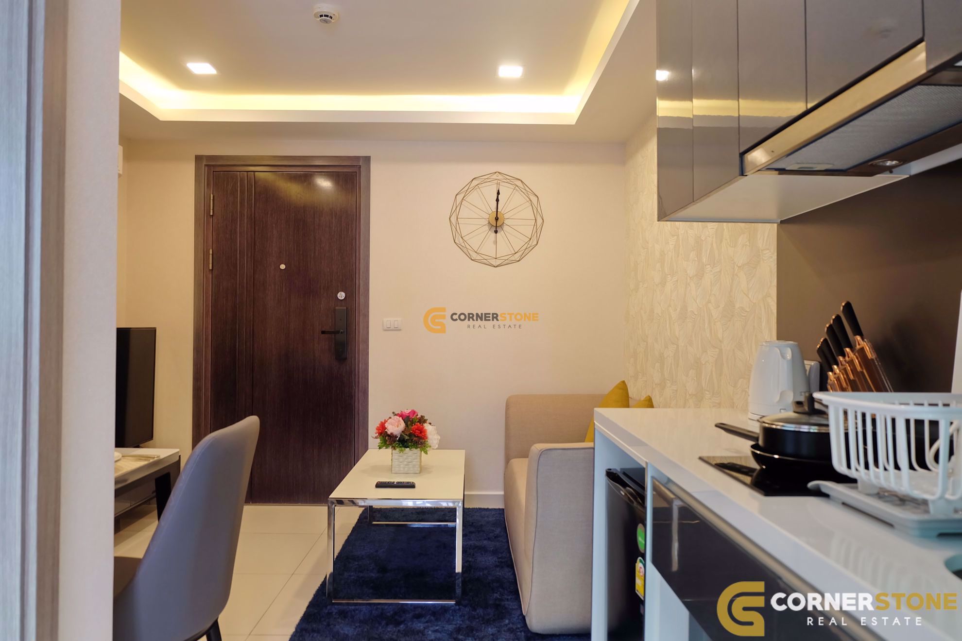 1 bedroom Condo in Arcadia Beach Continental Pattaya