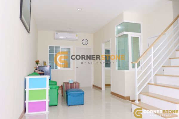 Picture of บ้านหลังนี้มี 3 ห้องนอน  อยู่ในโครงการชื่อ Golden Town  ตั้งอยู่ที่ พัทยาตะวันออก