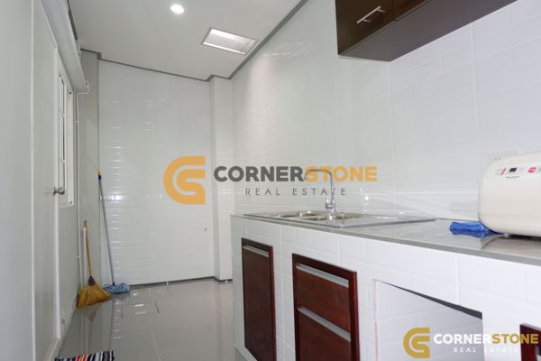 Picture of บ้านหลังนี้มี 3 ห้องนอน  อยู่ในโครงการชื่อ Golden Town  ตั้งอยู่ที่ พัทยาตะวันออก