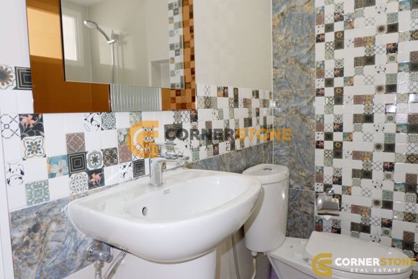 Picture of บ้านหลังนี้มี 3 ห้องนอน  อยู่ในโครงการชื่อ Golden Town  ตั้งอยู่ที่ พัทยาตะวันออก