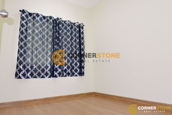 Picture of บ้านหลังนี้มี 3 ห้องนอน  อยู่ในโครงการชื่อ Golden Town  ตั้งอยู่ที่ พัทยาตะวันออก