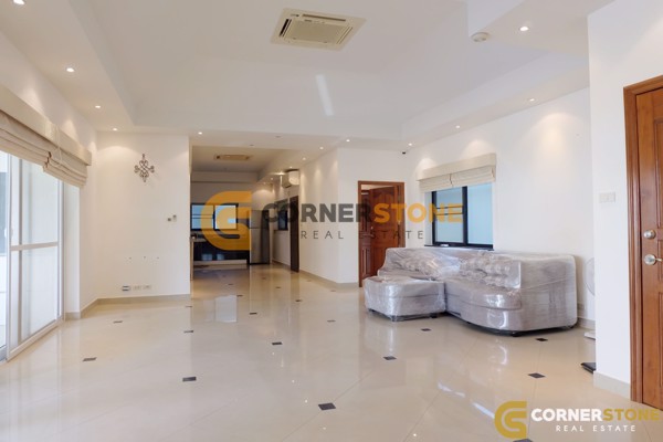 Picture of 4 bedroom House in Jomtien Park Villas Jomtien Beach