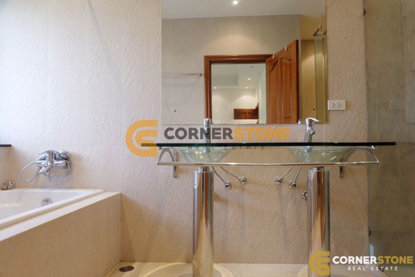 Picture of 4 bedroom House in Jomtien Park Villas Jomtien Beach