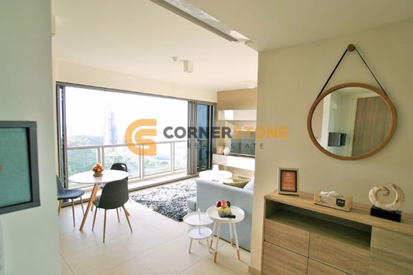 Picture of 2 Bedroom Condo in Unixx in Pratumnak