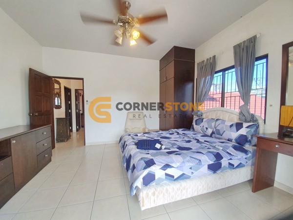 Picture of 4 bedroom House in Royal Park Village Jomtien Beach