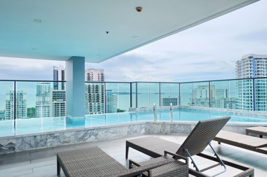 Picture of The Jewel Pratumnak