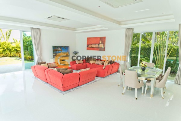 Picture of 3 bedroom House in Vineyard La Residence East Pattaya