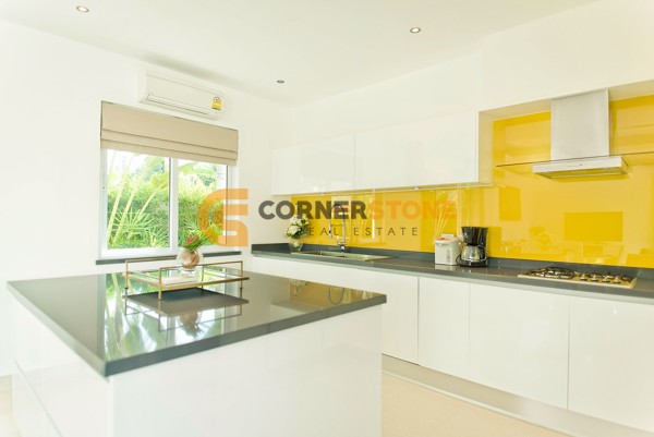Picture of 3 bedroom House in Vineyard La Residence East Pattaya