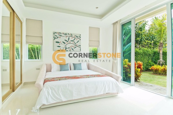 Picture of 3 bedroom House in Vineyard La Residence East Pattaya