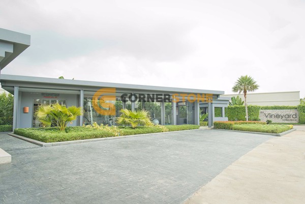 Picture of 3 bedroom House in Vineyard La Residence East Pattaya