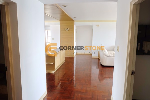 Picture of 3 bedroom Condo in Royal Cliff Garden Pratumnak Hill