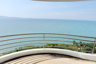Picture of 3 bedroom Condo in Royal Cliff Garden Pratumnak Hill