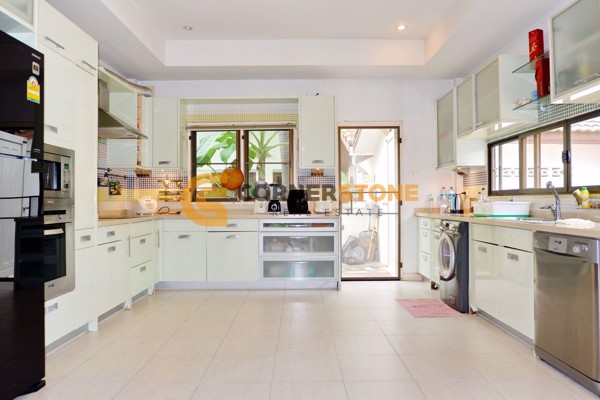 Picture of บ้าน 4 ห้องนอน ในโครงการ เซนทรัล พาร์ค 5 วิลเลจ ตั้งอยู่ที่ พัทยาตะวันออก