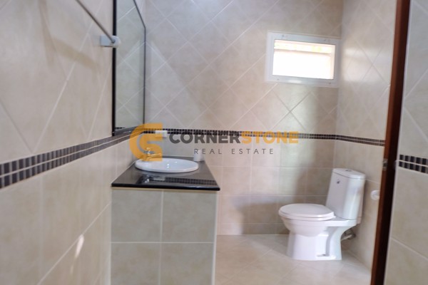 Picture of 4 bedroom House in Pool View Villa Mabprachan East Pattaya