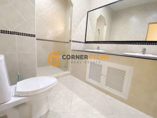 Picture of 4 bedroom House in Pool View Villa Mabprachan East Pattaya