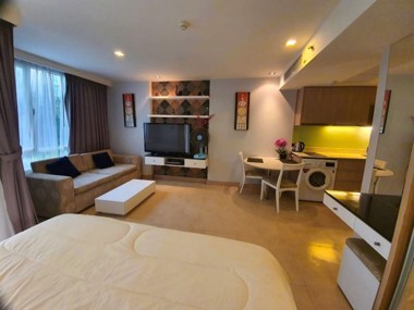 Picture of Studio Condo in The Cliff Residence Condominium Pratumnak Hill