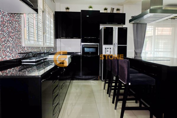 Picture of 4 bedroom House in TW Palm Resort Jomtien Beach