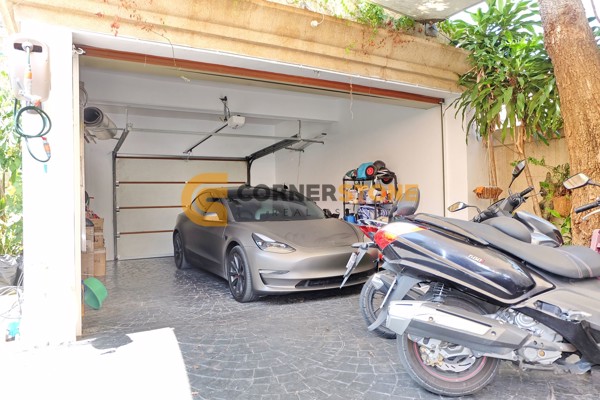 Picture of 4 bedroom House in Jomtien Park Villas Jomtien Beach