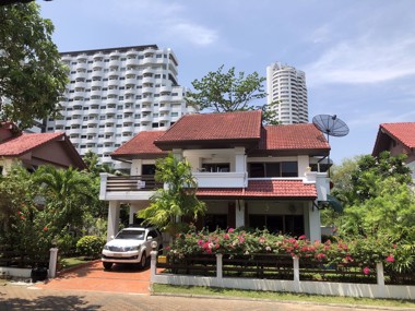 Picture of 4 bedroom House in Hin Wong Niwet Na Jomtien