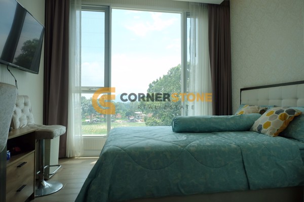 Picture of 2 bedroom Condo in Del Mare Beachfront Bang Saray
