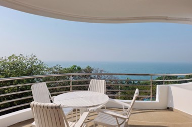 Picture of 3 bedroom Condo in Royal Cliff Garden Pratumnak Hill