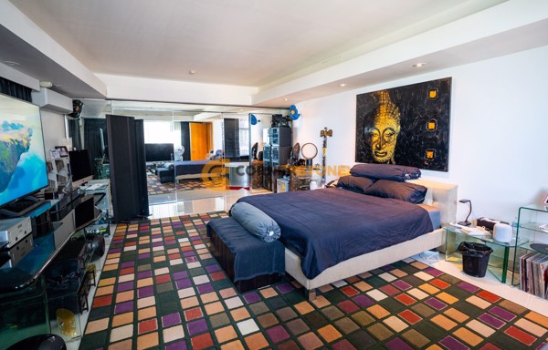 Picture of 2 Bedroom Duplex Condo in Peak Condominium Pratumnak