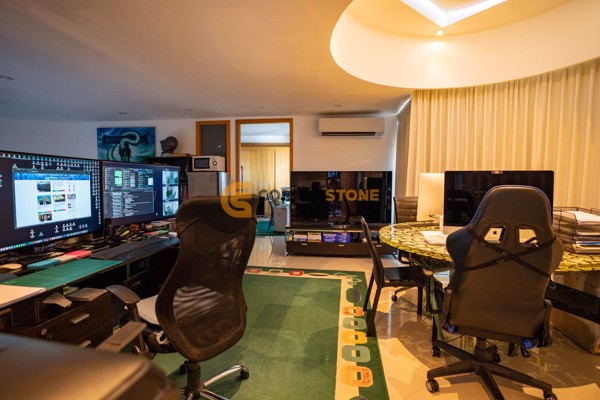 Picture of 2 Bedroom Duplex Condo in Peak Condominium Pratumnak