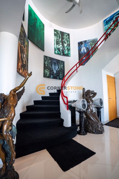 Picture of 2 Bedroom Duplex Condo in Peak Condominium Pratumnak