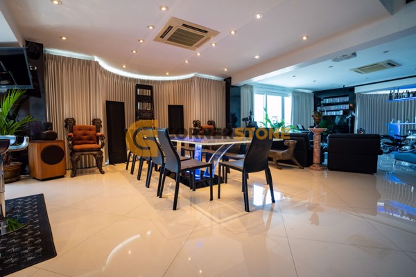 Picture of 2 Bedroom Duplex Condo in Peak Condominium Pratumnak