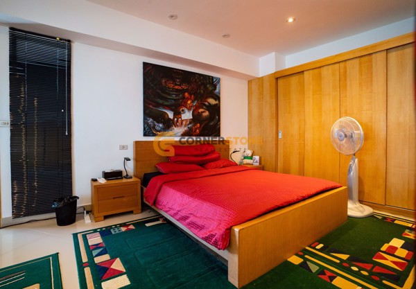 Picture of 2 Bedroom Duplex Condo in Peak Condominium Pratumnak