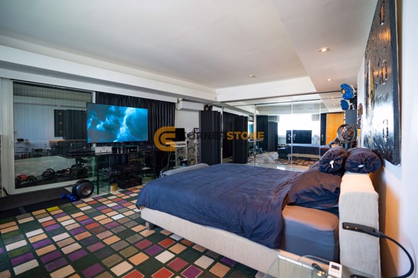 Picture of 2 Bedroom Duplex Condo in Peak Condominium Pratumnak