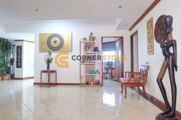 Picture of 3 bedroom Condo in Grand View Condo Pattaya Na Jomtien