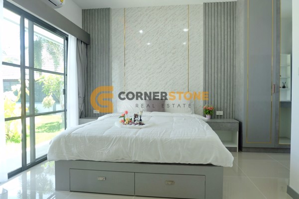 Picture of บ้าน 5 ห้องนอน ในโครงการ Natheekarn Park View  ตั้งอยู่ที่ พัทยาตะวันออก