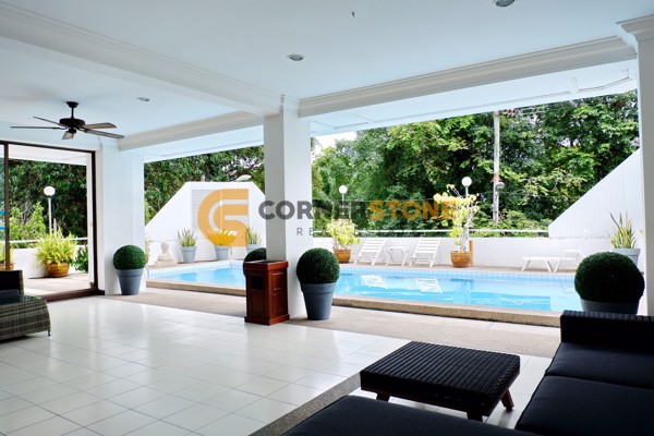 Picture of 21 Bedroom Hotel For Sale