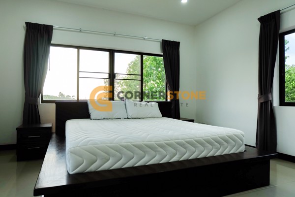 Picture of บ้าน 4 ห้องนอน ในโครงการ Lakeside Court 1 Mabprachan Lake ตั้งอยู่ที่ พัทยาตะวันออก