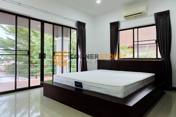 Picture of บ้าน 4 ห้องนอน ในโครงการ Lakeside Court 1 Mabprachan Lake ตั้งอยู่ที่ พัทยาตะวันออก
