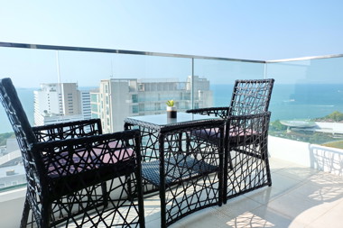 Picture of 1 Bedroom Condo in The Cliff Residence Condominium Pratumnak Hill