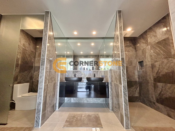 Picture of 2 bedroom Condo in The Cove Pattaya Wongamat