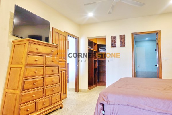 Picture of 1 Bedroom Condo in Sombat Pattaya Condotel Pratumnak Hill