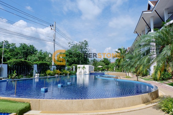 Picture of 3 Bedroom Condo in Sunrise Beach Resort And Residence Na Jomtien