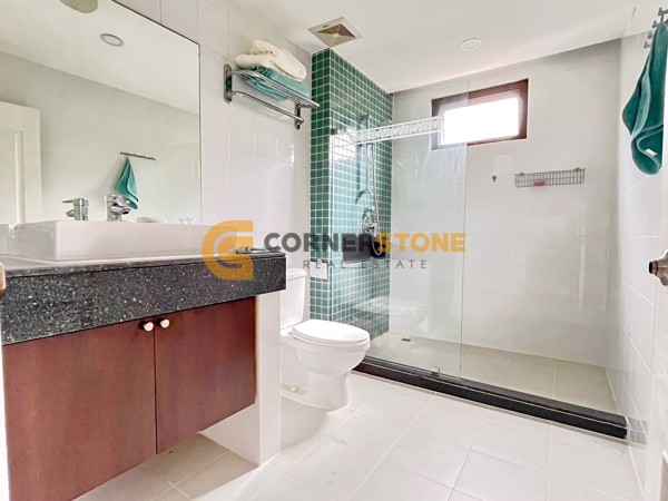 Picture of 3 Bedroom Condo in Sunrise Beach Resort And Residence Na Jomtien